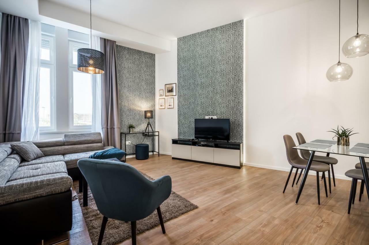 Bpr Thrill Design With A/c Apartmán